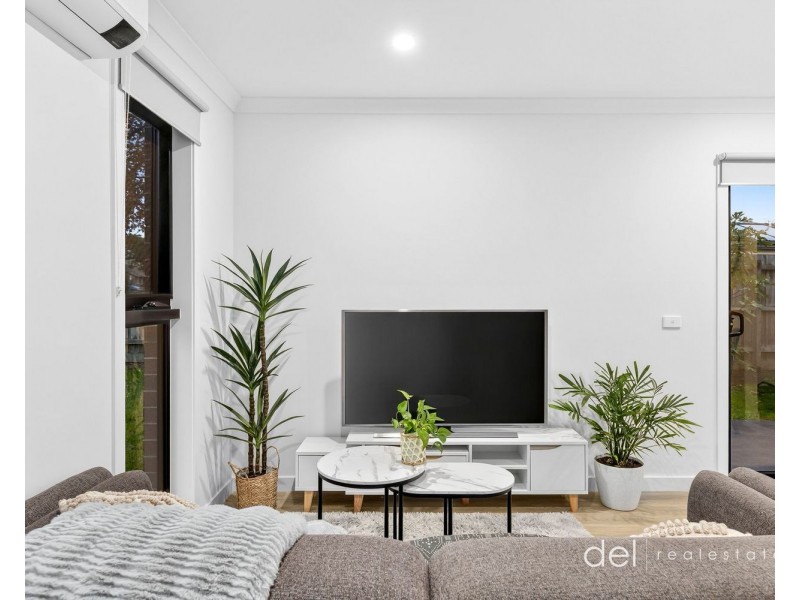 1/17 Menzies Avenue, Dandenong North VIC 3175