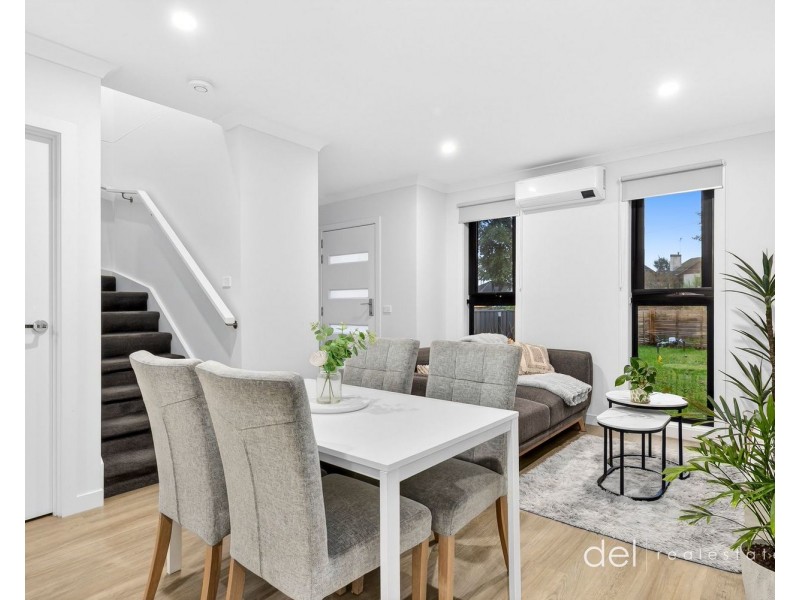 1/17 Menzies Avenue, Dandenong North VIC 3175