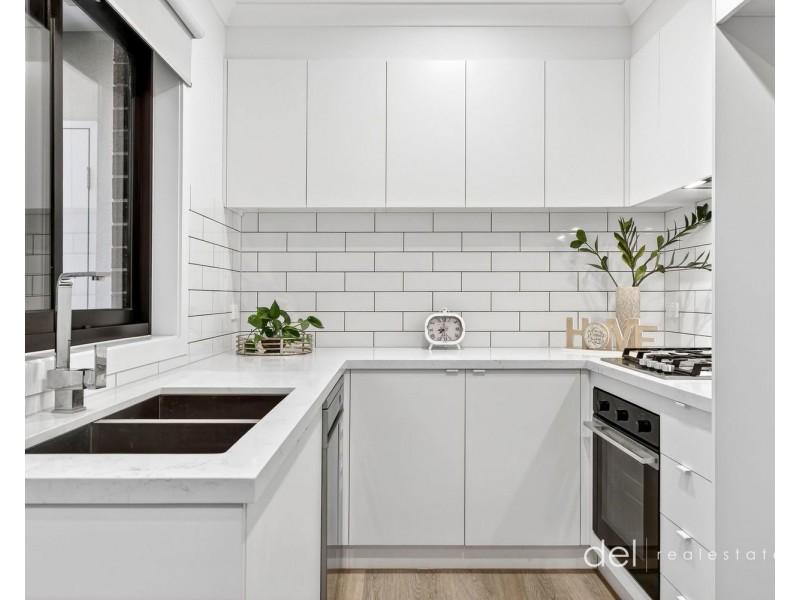 1/17 Menzies Avenue, Dandenong North VIC 3175