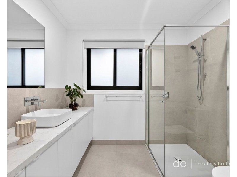 1/17 Menzies Avenue, Dandenong North VIC 3175