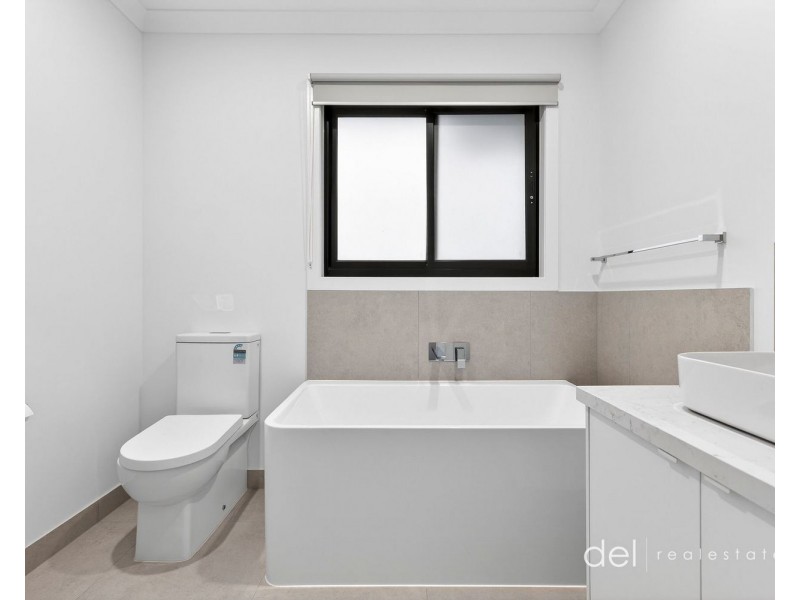 1/17 Menzies Avenue, Dandenong North VIC 3175