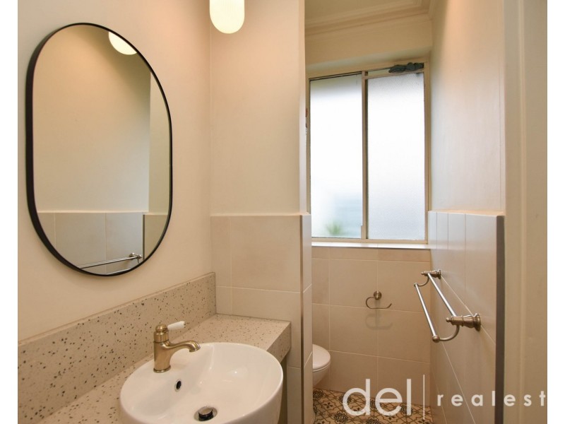 27/15 Acland Street, St Kilda VIC 3182