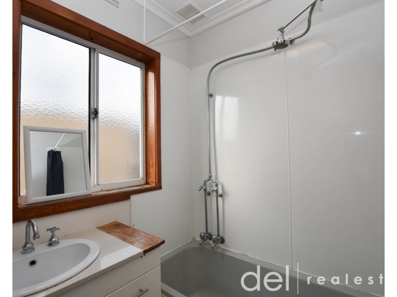 28 Pittosporum Grove, Doveton VIC 3177