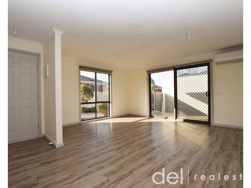 2/28 Fifth Avenue, Dandenong VIC 3175