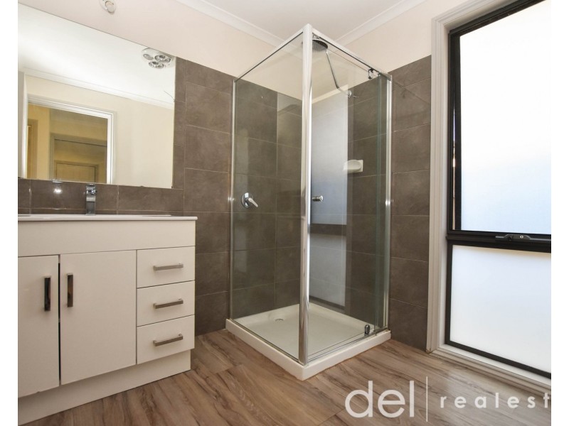 2/28 Fifth Avenue, Dandenong VIC 3175