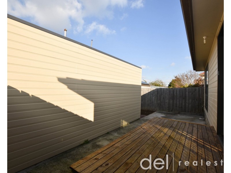 2/28 Fifth Avenue, Dandenong VIC 3175