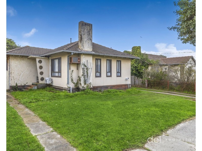 27 Curtin Crescent, Dandenong North VIC 3175