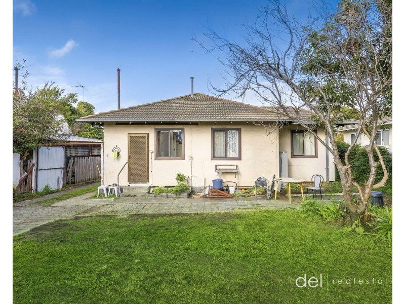 27 Curtin Crescent, Dandenong North VIC 3175