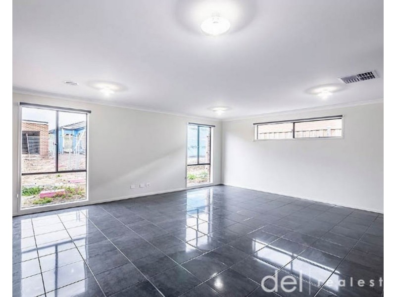 6 Gathering Street, Clyde VIC 3978