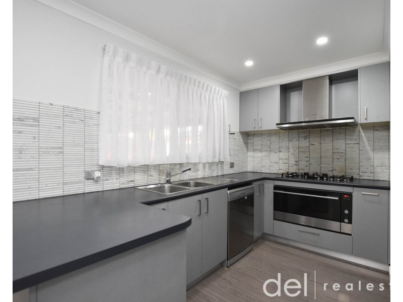 2 Peebles Street, Endeavour Hills VIC 3802
