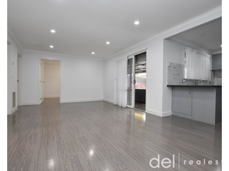 2 Peebles Street, Endeavour Hills VIC 3802