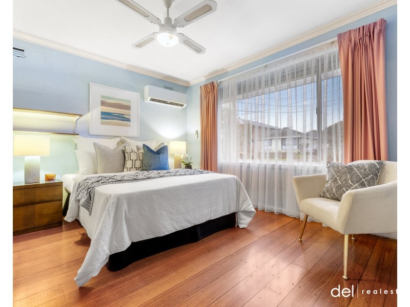 56 Shalimar Crescent, Dandenong North VIC 3175