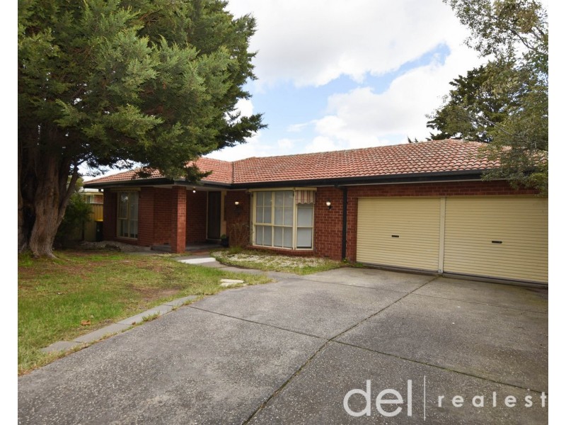 9 Showjump Crescent, Endeavour Hills VIC 3802