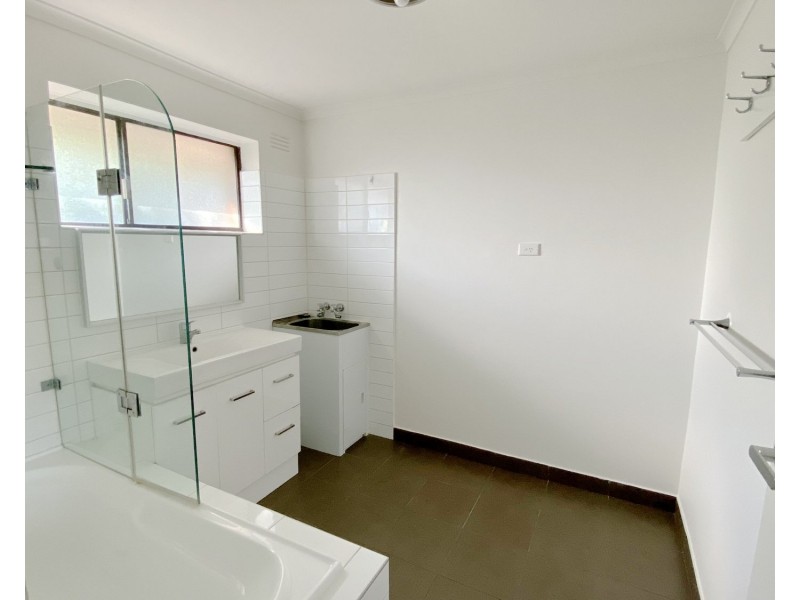 4/145 Princes Highway, Dandenong VIC 3175