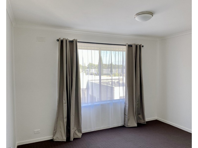 4/145 Princes Highway, Dandenong VIC 3175