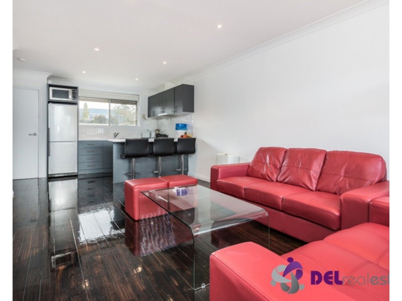 2/17 McLennan Street, Eumemmerring VIC 3177