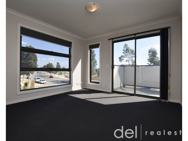 59 Eliburn Drive, Cranbourne East VIC 3977