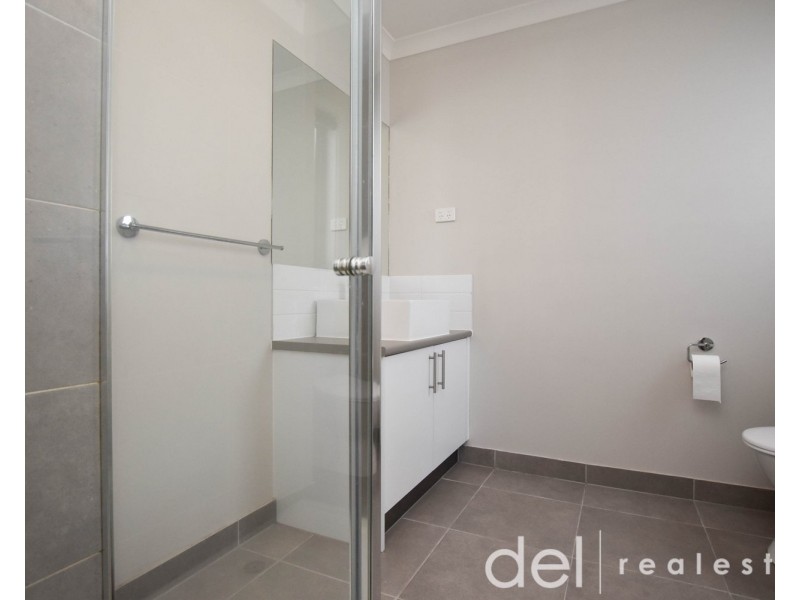 59 Eliburn Drive, Cranbourne East VIC 3977