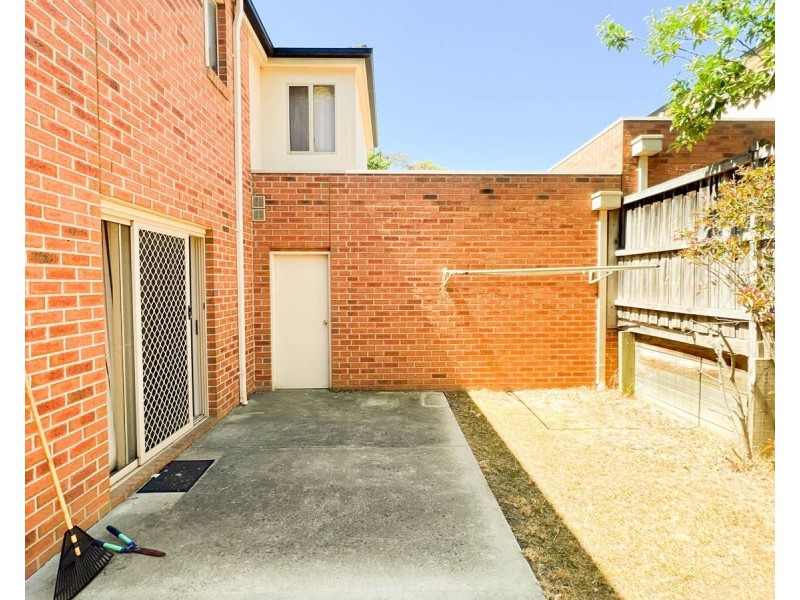 1 Chong Court, Berwick VIC 3806