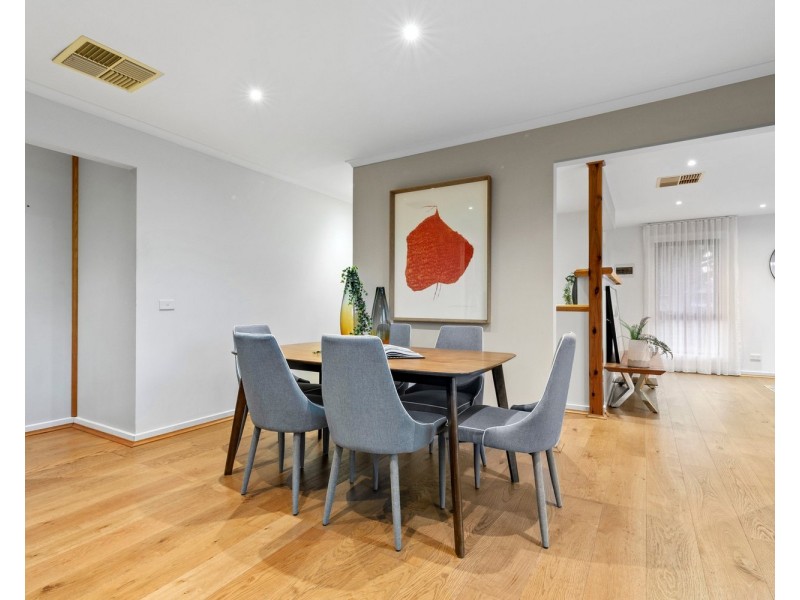 26 Deanswood Road, Hampton Park VIC 3976