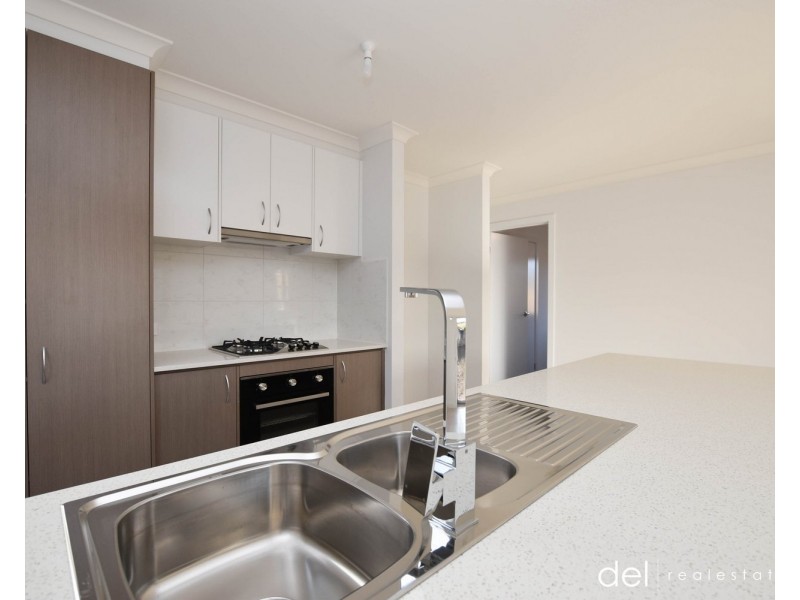 30 Catees Street, Clyde VIC 3978