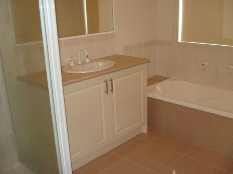 Narre Warren South VIC 3805