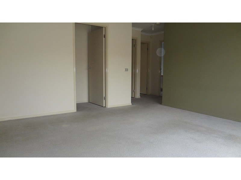 Narre Warren South VIC 3805