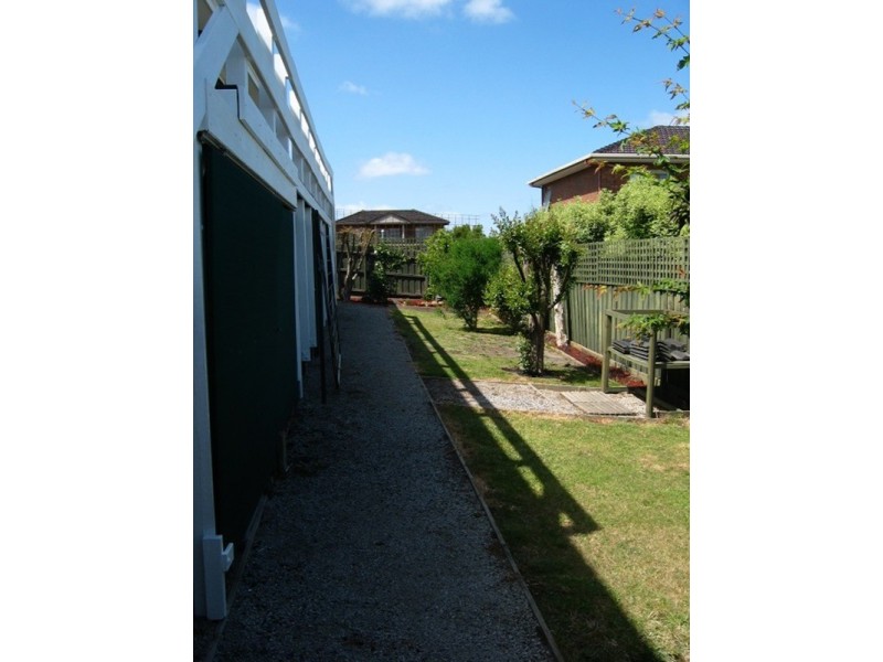 Endeavour Hills VIC 3802