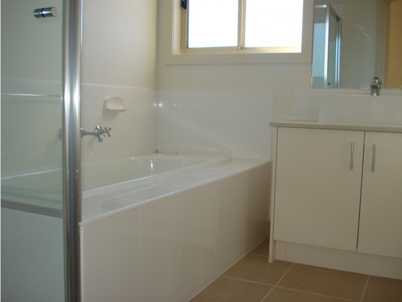 Pakenham VIC 3810