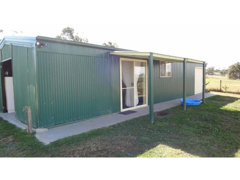 Nyora VIC 3987