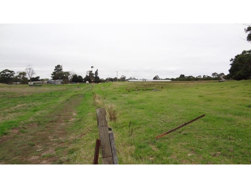 Cranbourne South VIC 3977