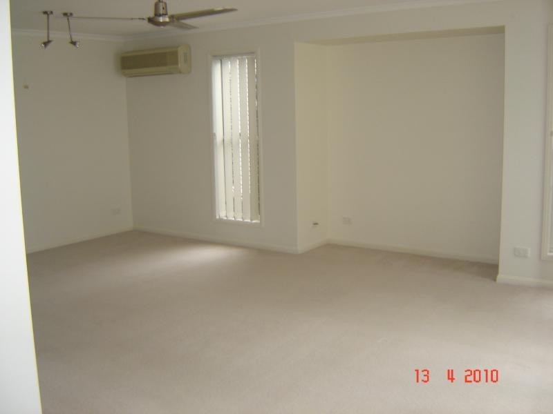 4 Pandorea Street, Meridan Plains QLD 4551