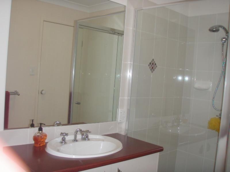 37  Hillview Cres, Little Mountain QLD 4551