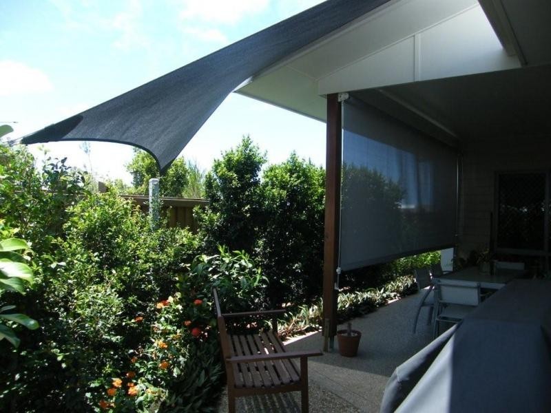 1/210  Westminster Avenue, Golden Beach QLD 4551