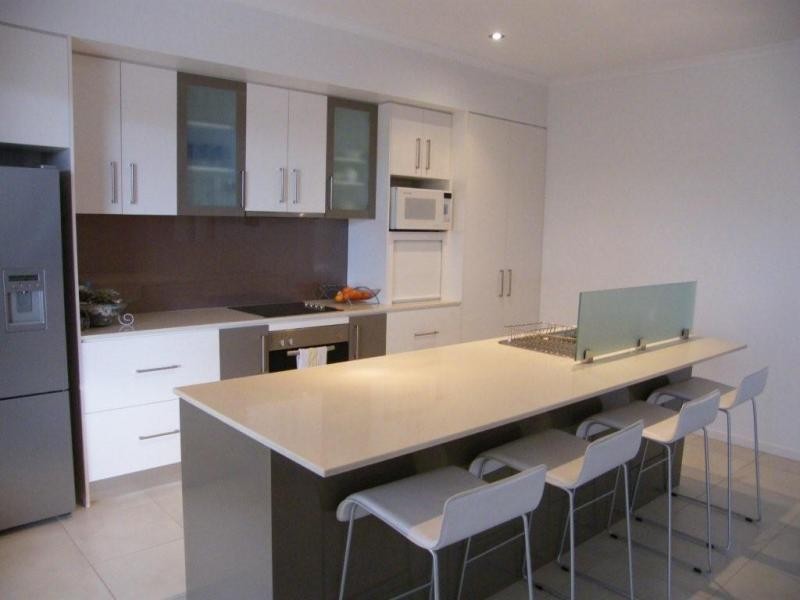 9 Parkhill Crt, Little Mountain QLD 4551