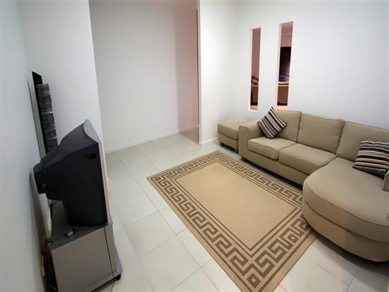 9 Parkhill Crt, Little Mountain QLD 4551