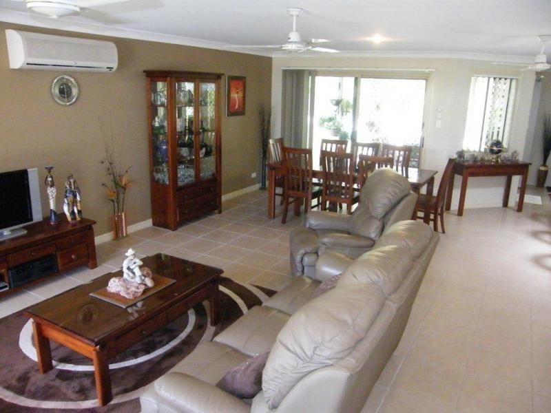 44 Cullen Drive, Little Mountain QLD 4551