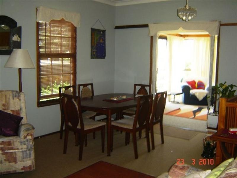 32 Currimundi Rd, Currimundi QLD 4551