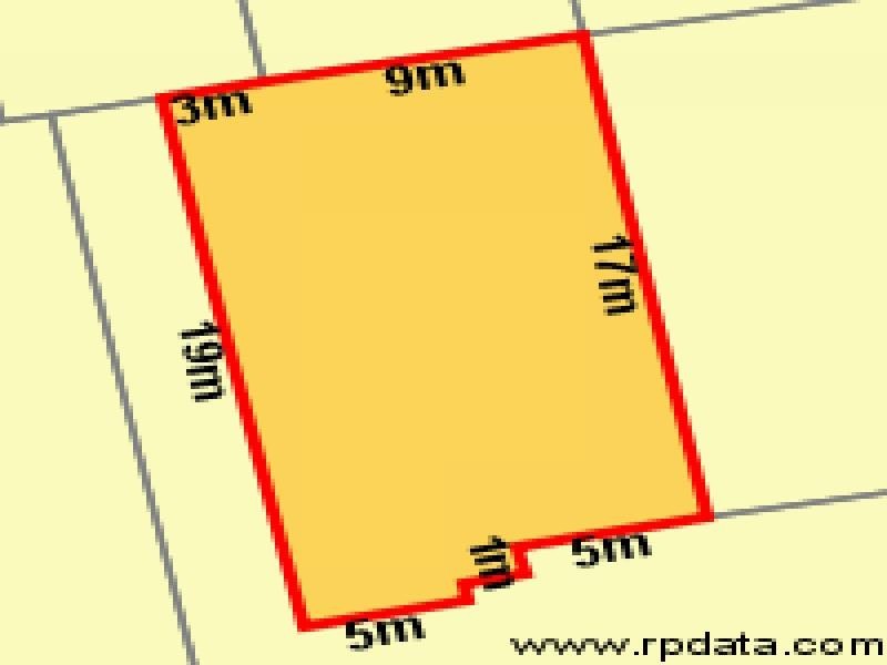 31/2  Grand Parade, Parrearra QLD 4575