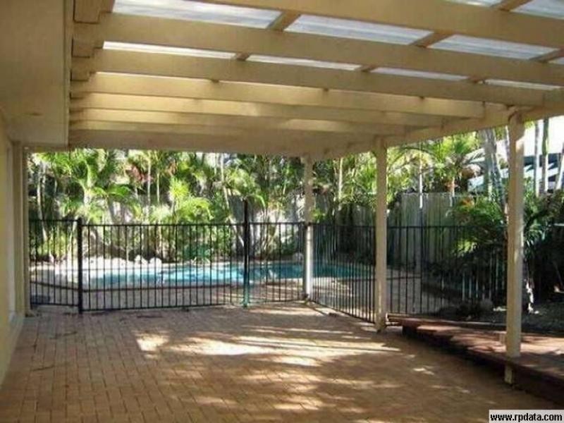6 Driftwood Crt, Bokarina QLD 4575
