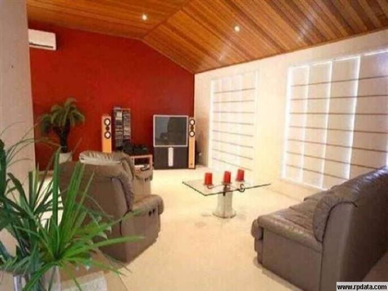 6 Driftwood Crt, Bokarina QLD 4575