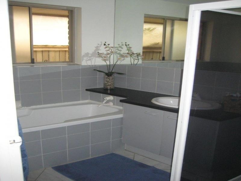 84 Baanya St, Wurtulla QLD 4575