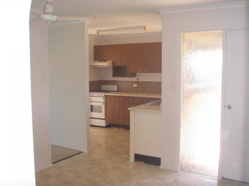 5 NAPALLE, Warana QLD 4575