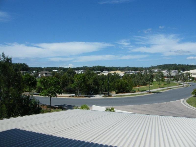 2/4 Andrew Avenue, Little Mountain QLD 4551