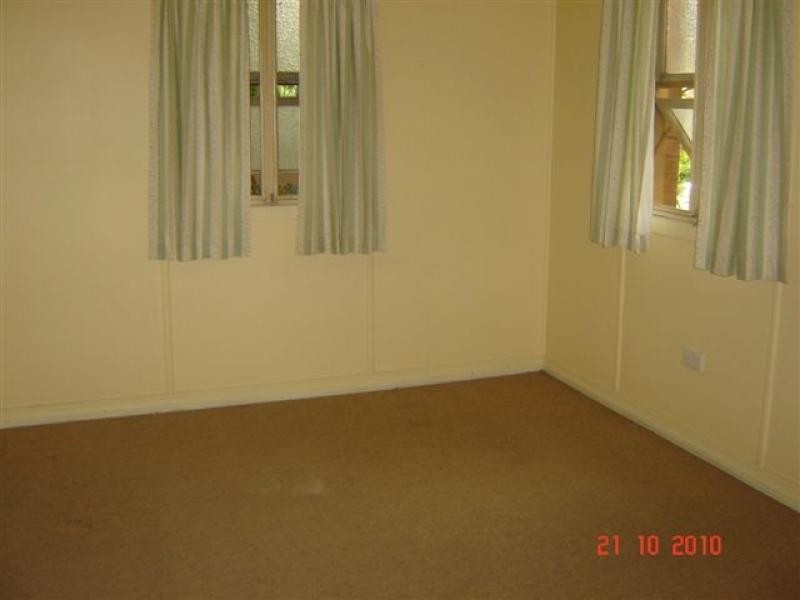 2/5 Foote Ave, Buderim QLD 4556