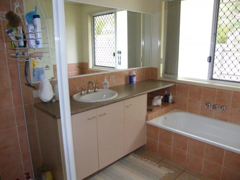 5 Fantail Place, Wurtulla QLD 4575