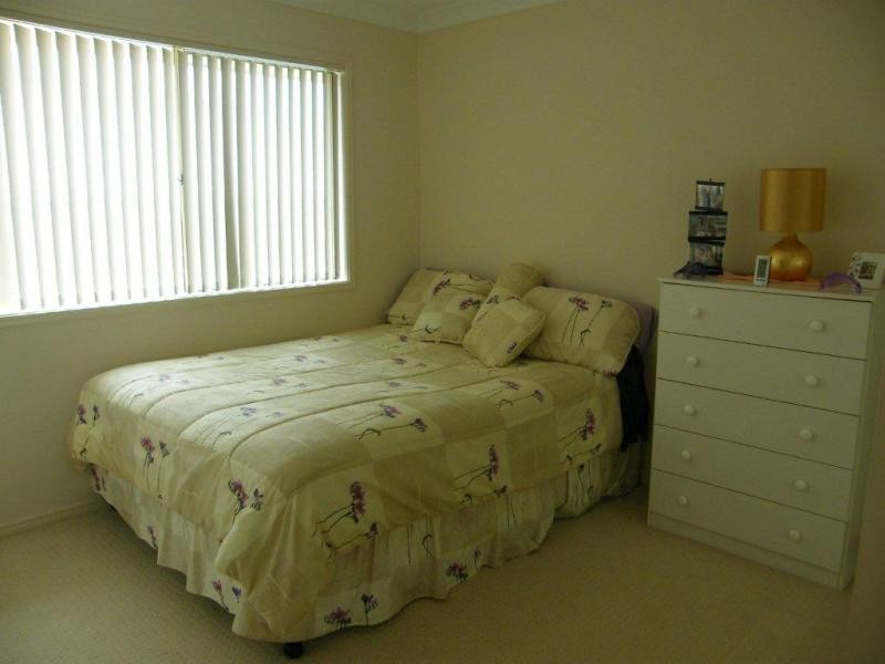37 Hillivew Crescent, Little Mountain QLD 4551
