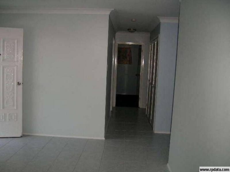 3 Sutherland St, Dicky Beach QLD 4551