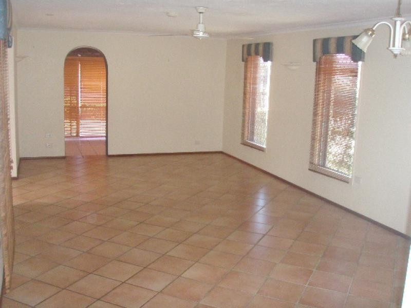 Wurtulla QLD 4575