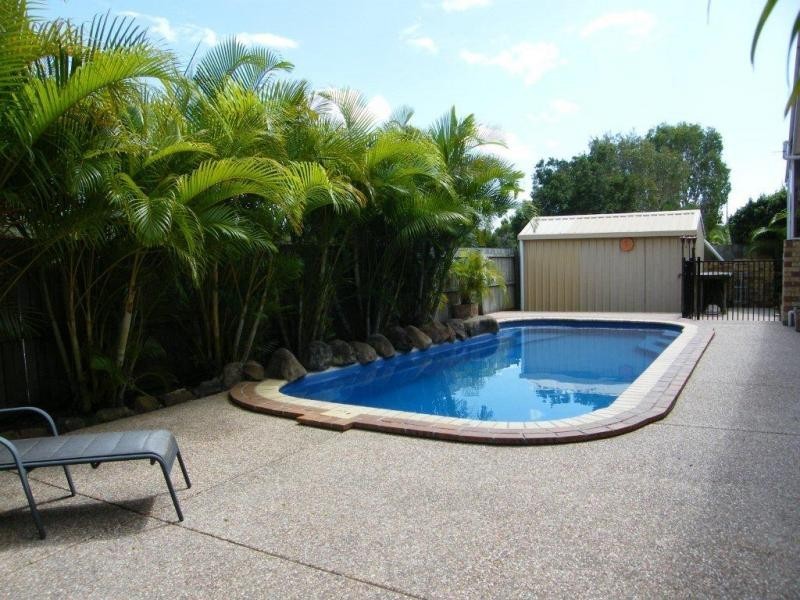 4 Pegwell Place, Currimundi QLD 4551